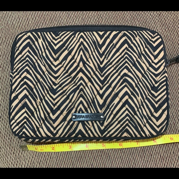 Vera Bradley iPad Mini / E-Reader Sleeve, Zebra - Picture 2 of 5